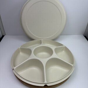 Tupperware 13” Divided Veggie Fruit Dip Snack Party Tray 1665-3‎ Lid 1666-1 EUC